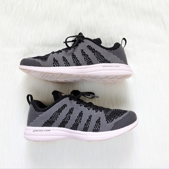 APL Techloom Pro Sneakers In Black / Bleached Pink Size 8.5 - Picture 3 of 16